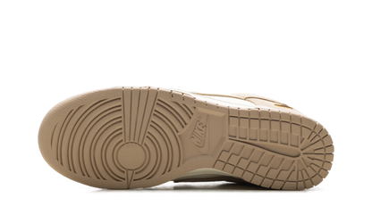 Dunk Low WMNS "Sail White Metallic Gold" IO4244 101