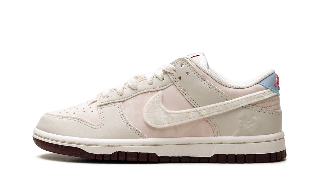 Nike Dunk Low WMNS "Valentine&