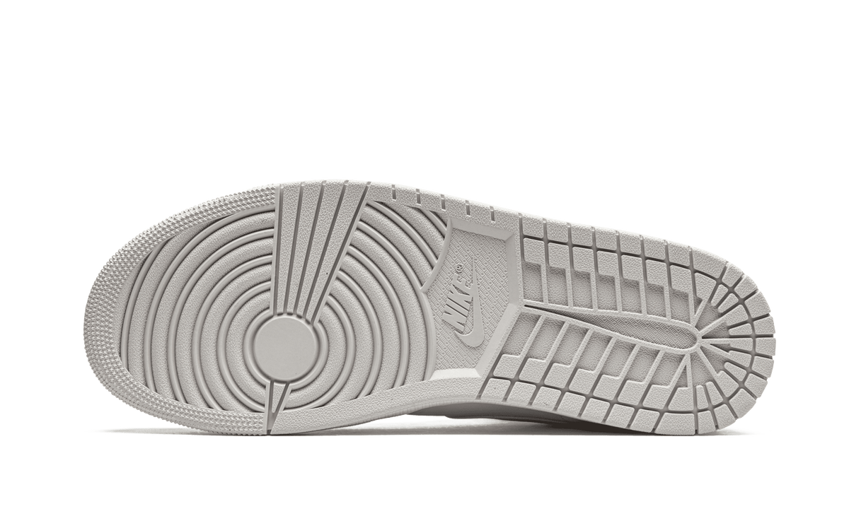 Jordan 1 Retro Mid White Grey Camo