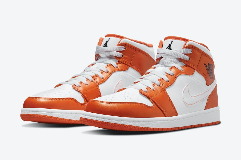 Jordan 1 Retro Mid Metallic Orange
