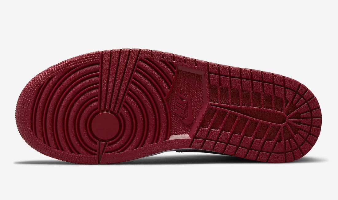 Jordan 1 Retro Mid Reverse Chicago