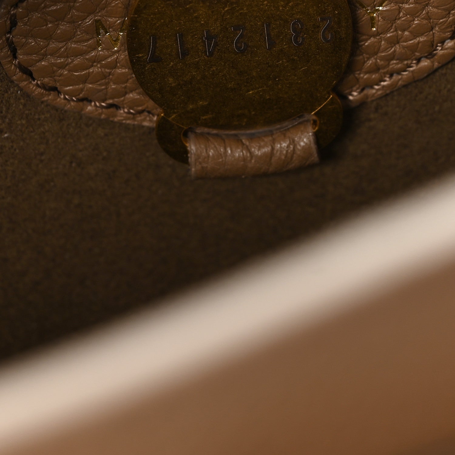 Small Classic Grain Bayswater Dark Beige