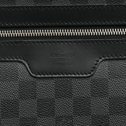 Damier Graphite Pegase 65