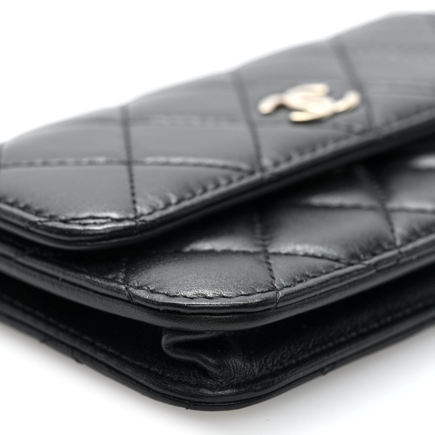 Calfskin Quilted Maxi Pearls Clutch With Chain Black