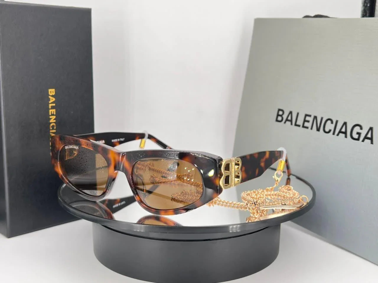 BALENCIAGA DYNASTY D-FRAME SUNGLASSES IN BLACK Sunglasses ✨