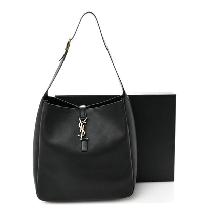 Supple Calfskin Large Le 5 A 7 Soft Hobo Black