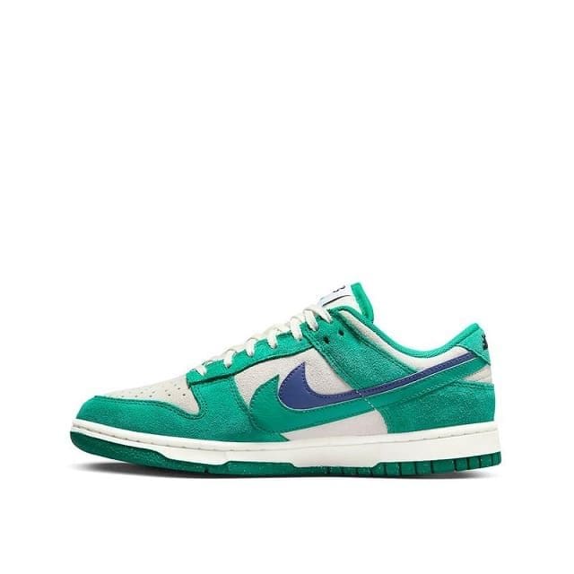 Nike SB Dunk Low “85” With Double Swooshes Main image