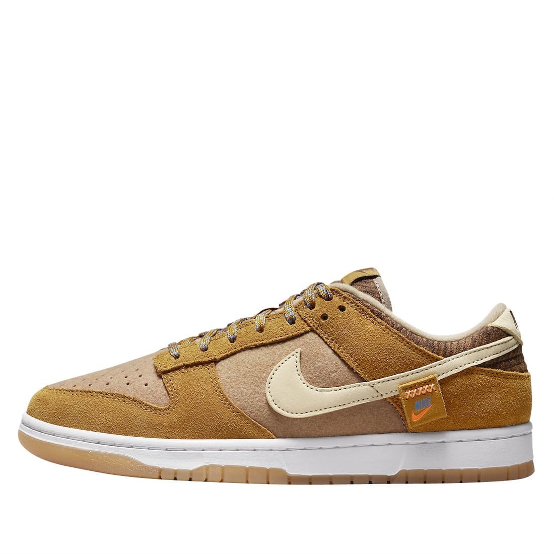 Nike SB Dunk Low Teddy Bear Main image