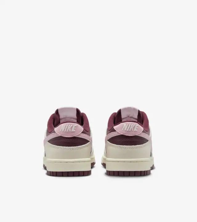 Nike Dunk Low Valentine’s Day (2023)
