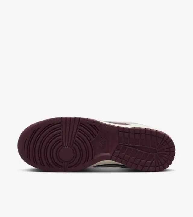 Nike Dunk Low Valentine’s Day (2023)