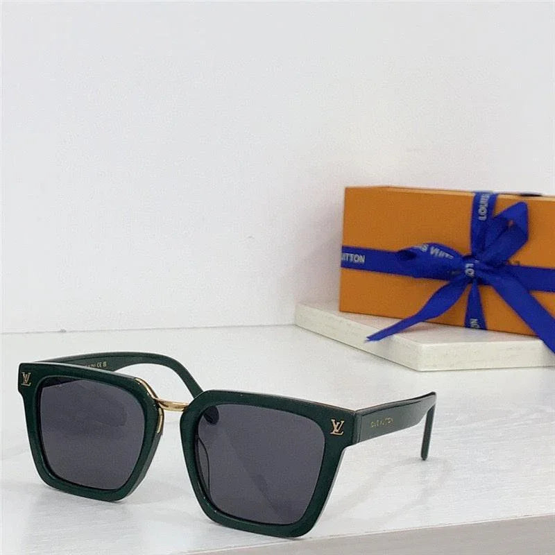Louis Vuitton Z2091W LV Urban Square Sunglasses✨