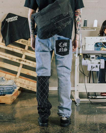 COMMONS REVERSE LEG HAND STITCHED DENIM BLUE (R44)