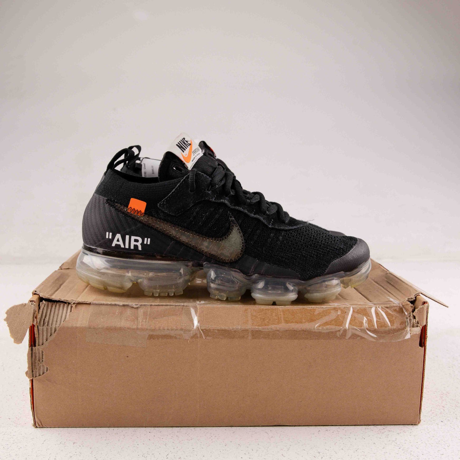 Nike Air VaporMax Off-White Black (2018) - Used  - 4125