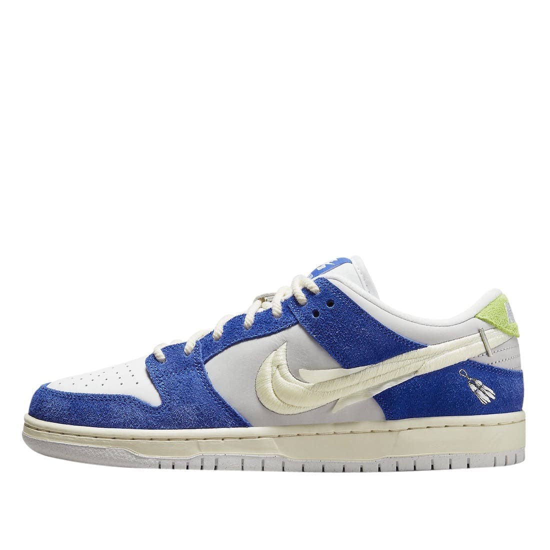 Fly Streetwear x Nike SB Dunk Low Gardenia Main image