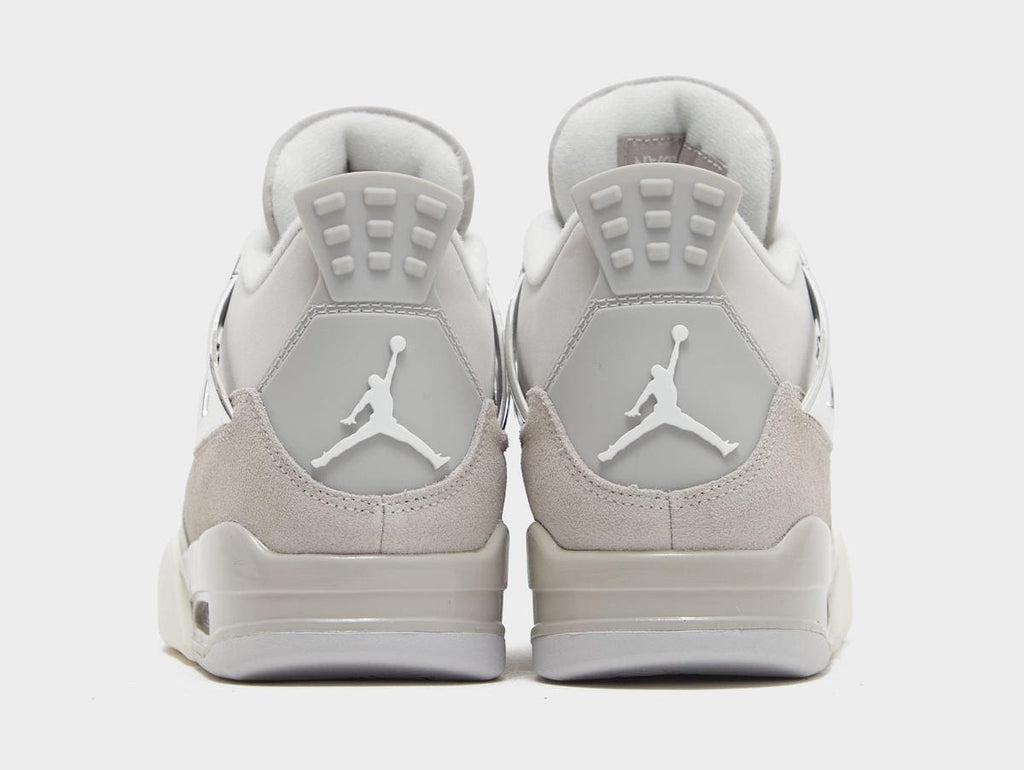 Jordan 4 WMNS Frozen Moments