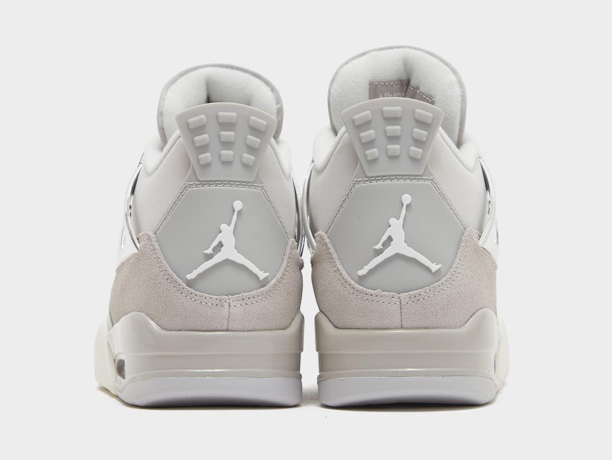 Jordan 4 WMNS Frozen Moments