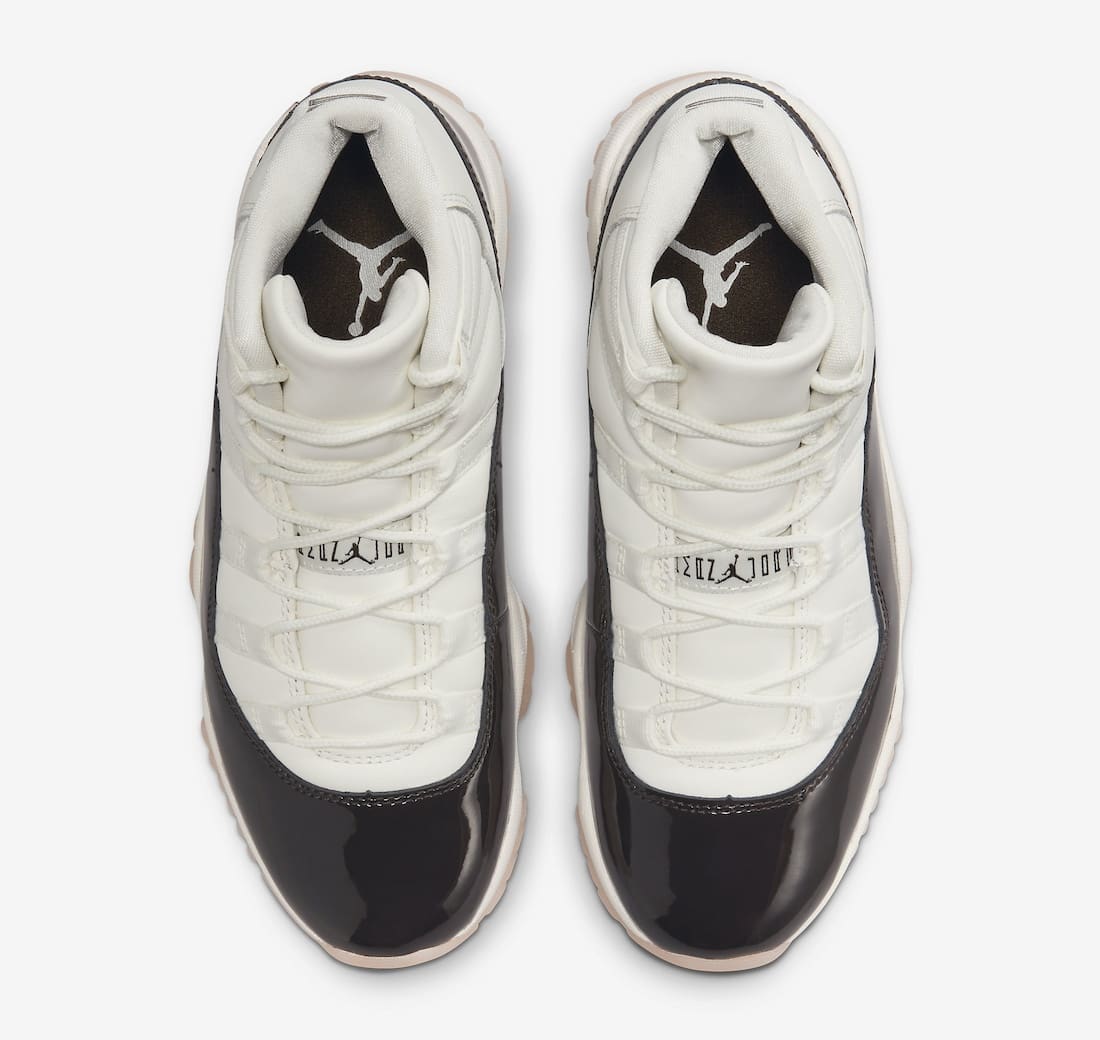 Jordan 11 WMNS Neapolitan