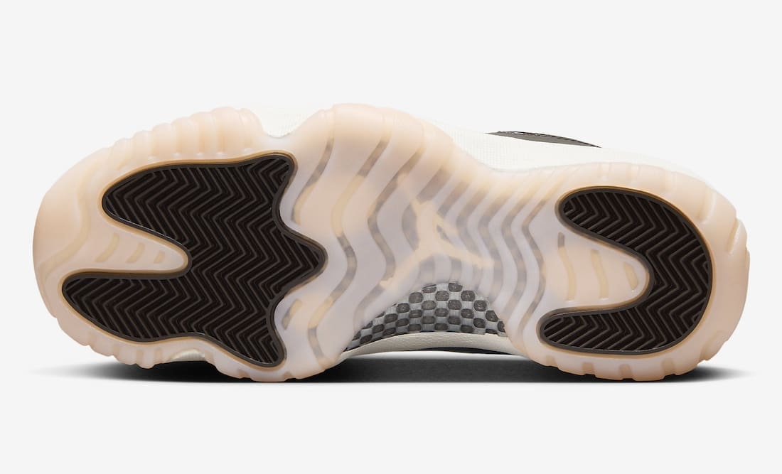 Jordan 11 WMNS Neapolitan