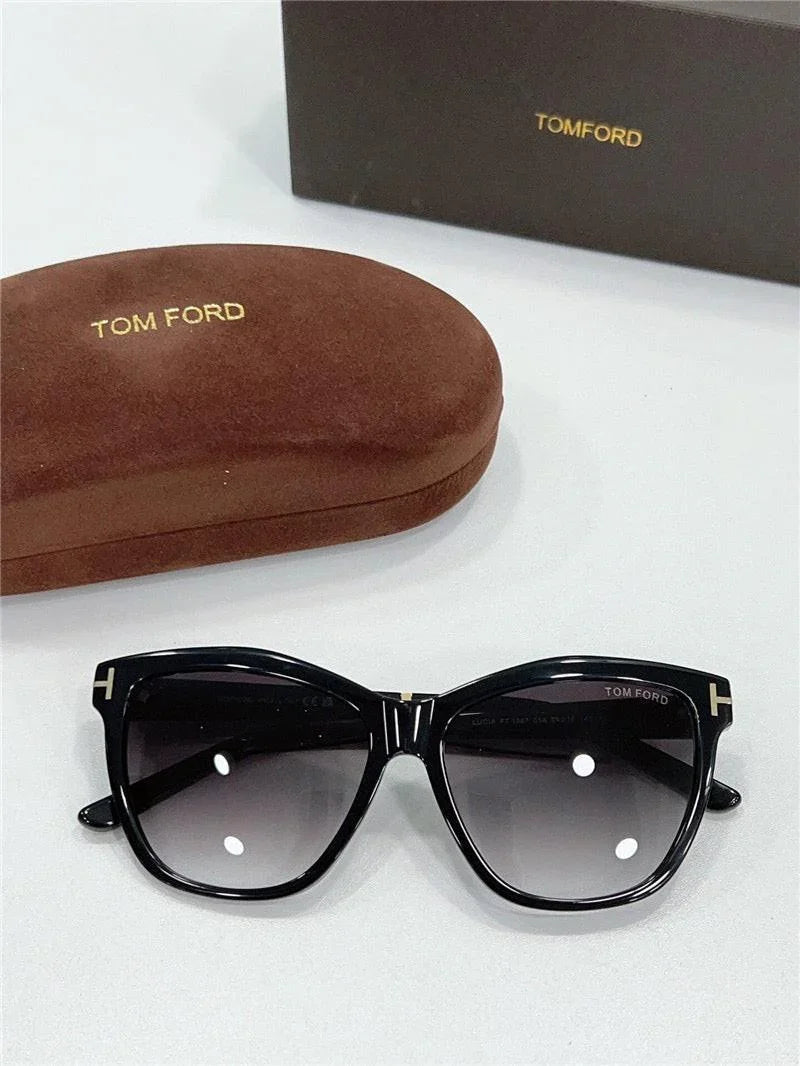TOM FORD LUCIA TF1087 05D Polarised Sunglasses ✨