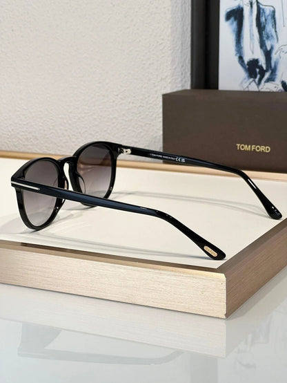 TOM FORD LEWIS TF1097 52N Sunglasses ✨