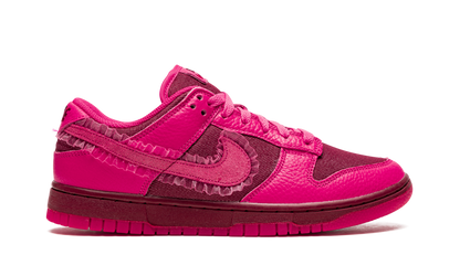 DUNK LOW WMNS "Valentine’s Day" DQ9324 600