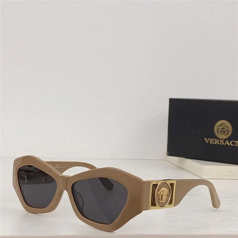 Ultra RaRe VINTAGE VERSACE SUNGLASSES MOD.421/B   ✨