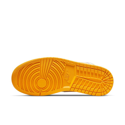 Air Jordan 1 Mid ‘University Gold’