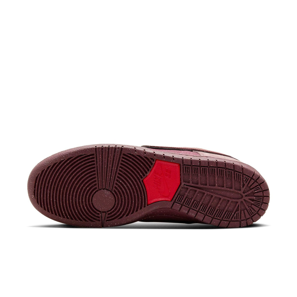 Nike SB Dunk Low ‘City of Love – Burgundy’