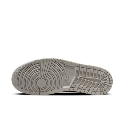 Air Jordan 1 Retro High OG ‘White Cement’