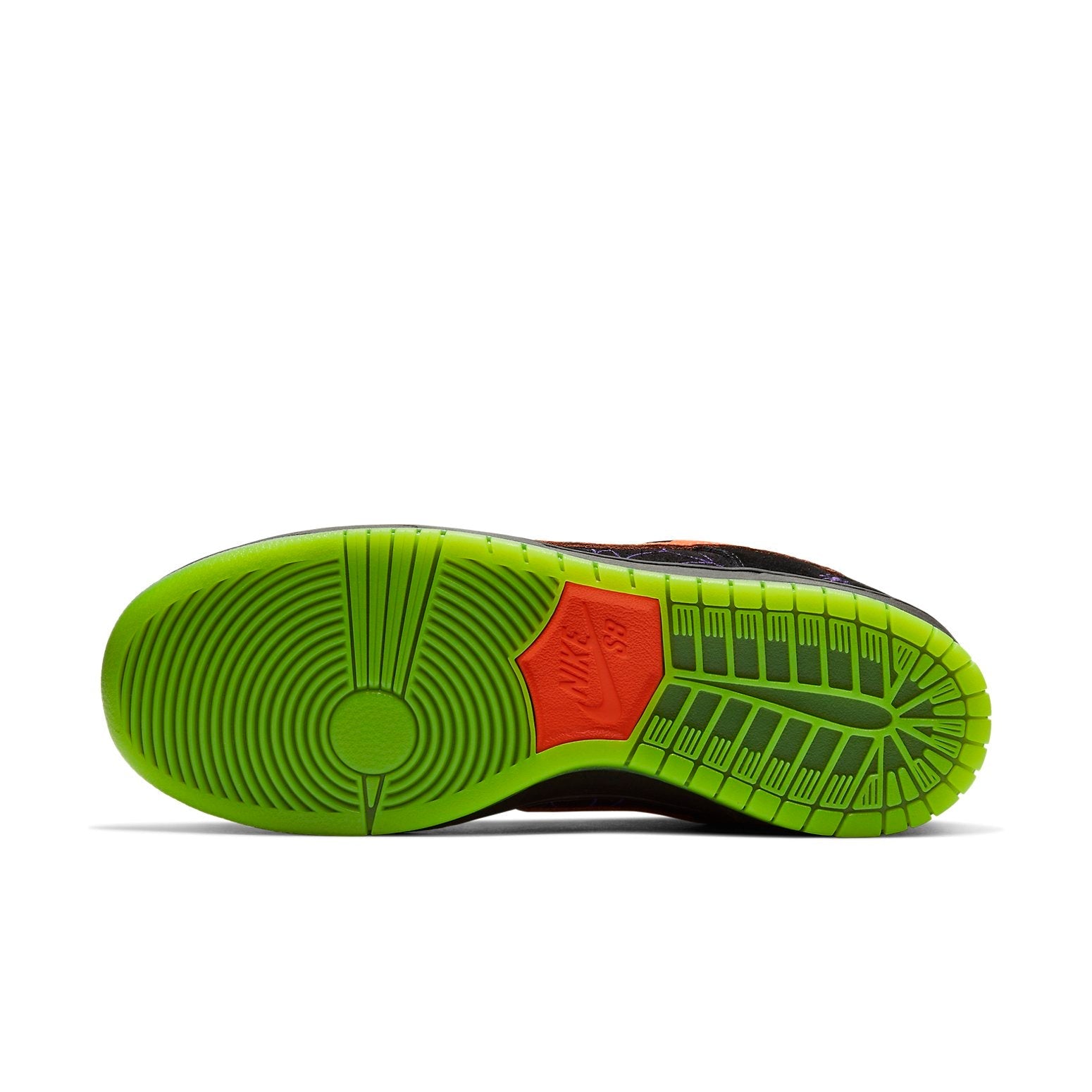 Nike SB Dunk Low ‘Night of Mischief’