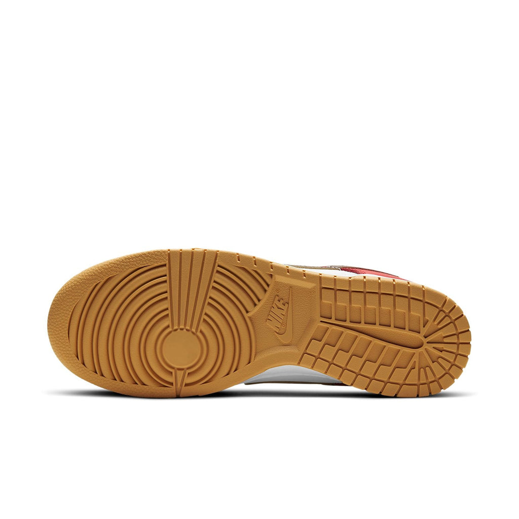 Nike Dunk Low SE ‘Free.99 – White’