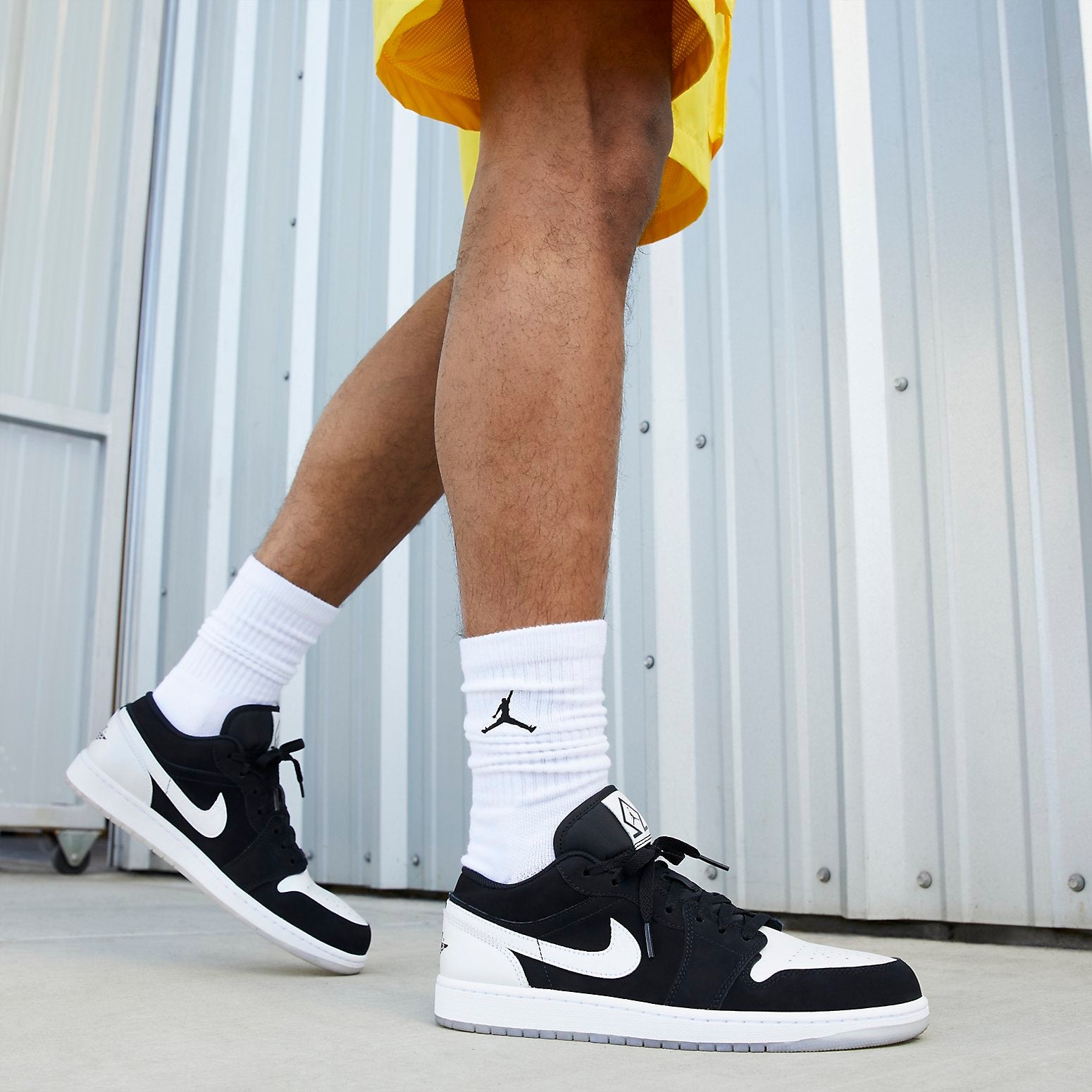 Air Jordan 1 Low SE ‘Diamond’
