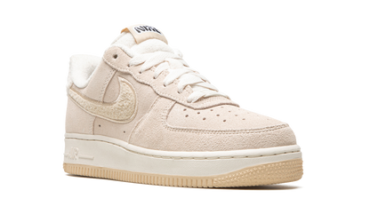 AIR FORCE 1 &