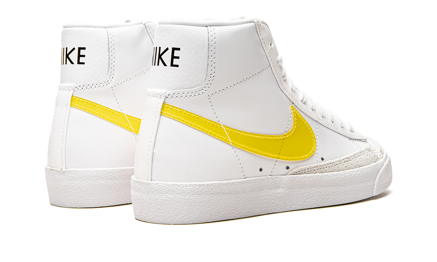 BLAZER MID 77 ESSENTIAL WMNS "Translucent Yellow Swoosh" DJ3050 101