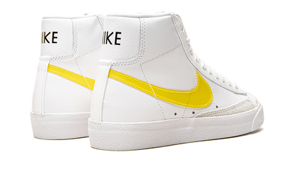 BLAZER MID 77 ESSENTIAL WMNS "Translucent Yellow Swoosh" DJ3050 101