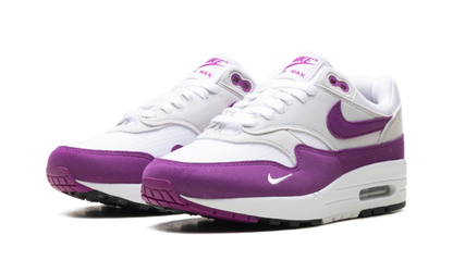 Air Max 1 &