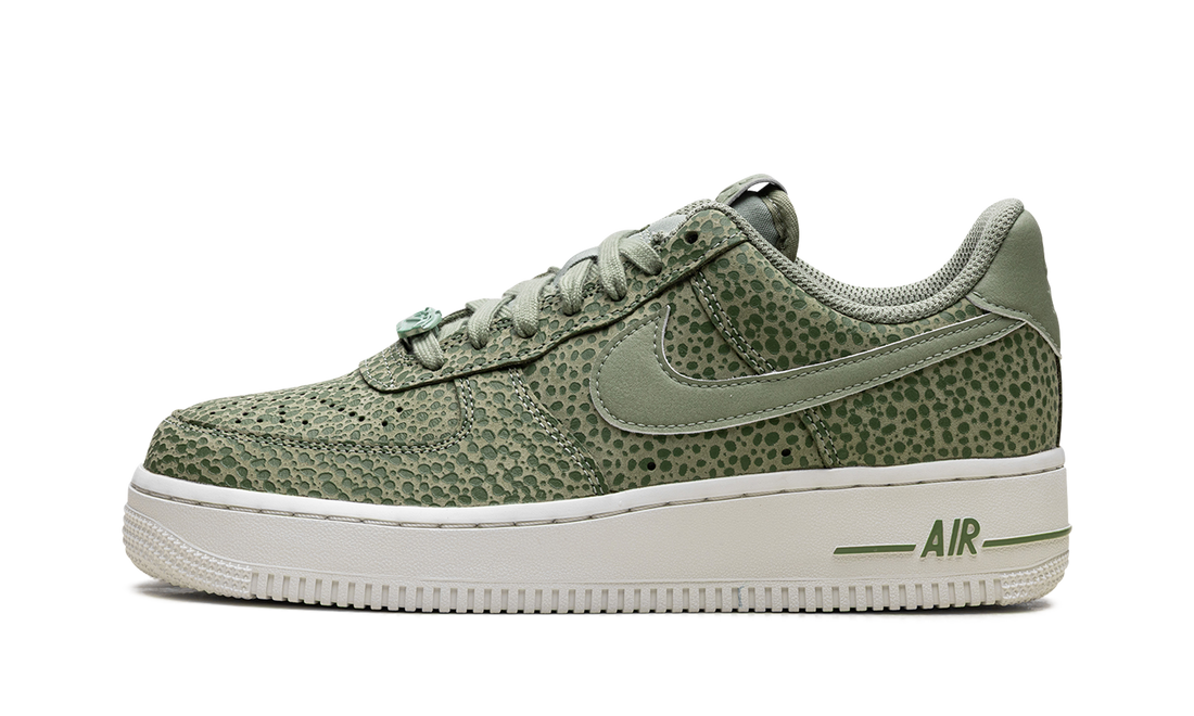 AIR FORCE 1 &