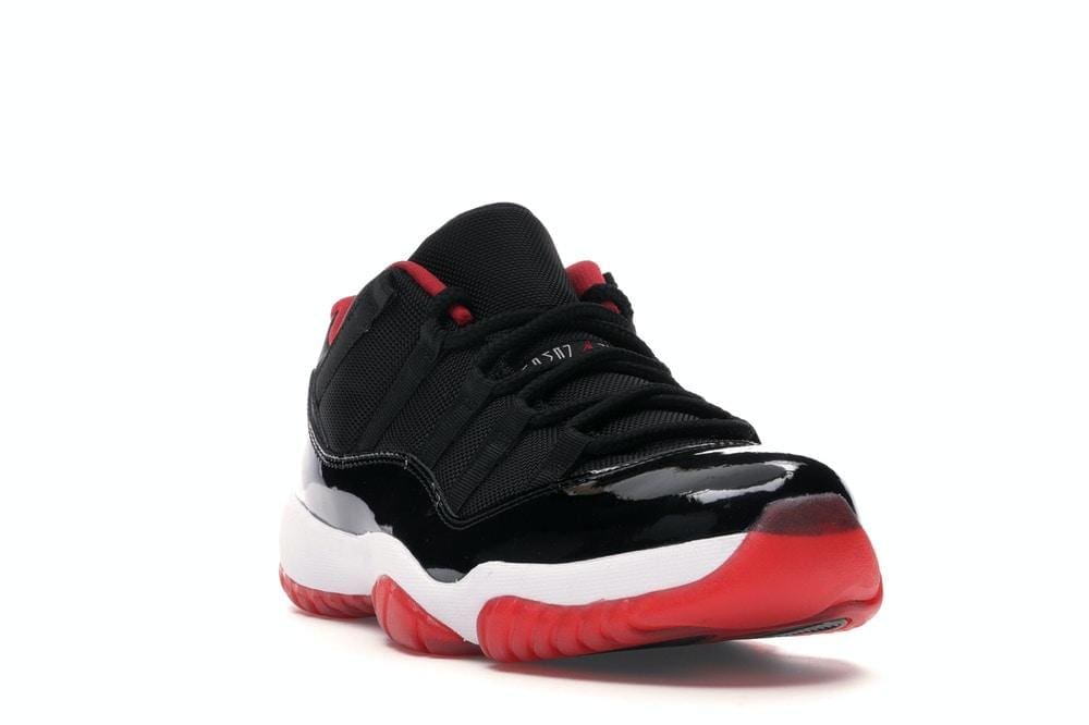 Jordan 11 Retro Low Bred