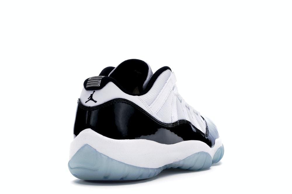 Jordan 11 Retro Low Concord