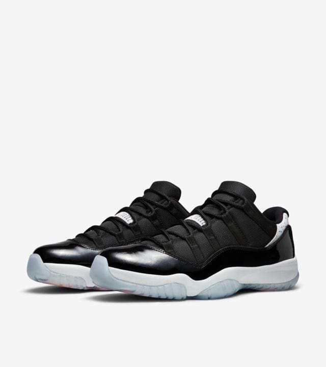 Jordan 11 Retro Low Infrared 23