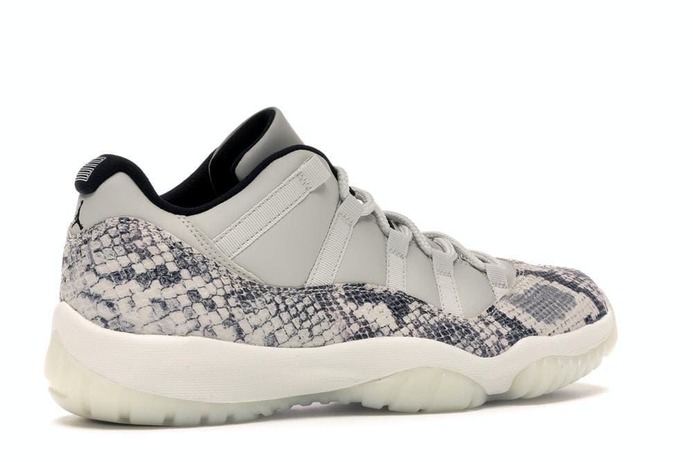 Jordan 11 Retro Low Sanke Light Bone