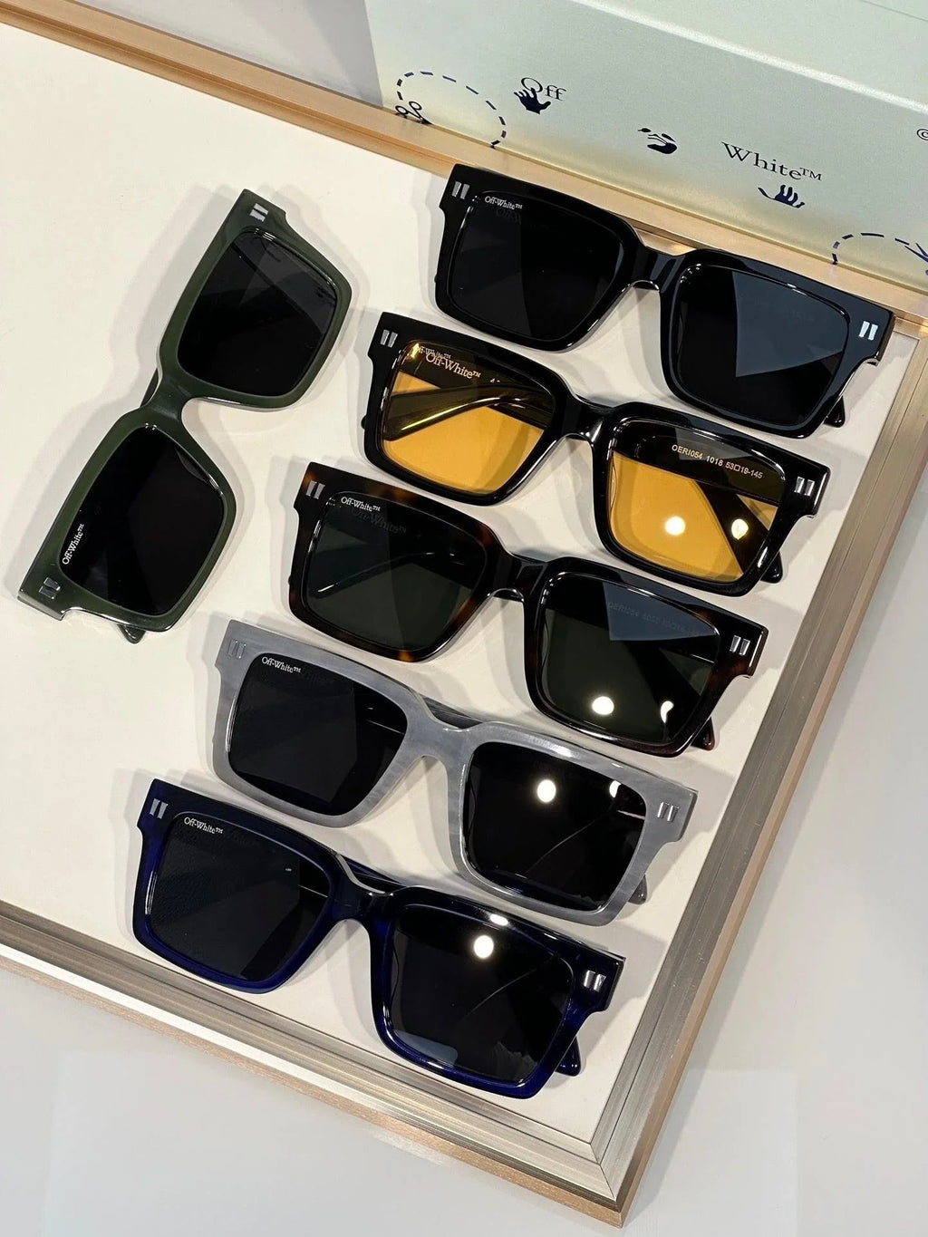 Off-White LAWTON OERI054 Sunglasses 🧩