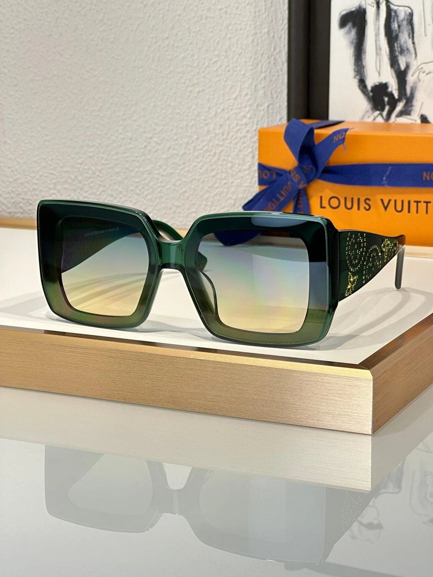 Louis Vuitton Women&