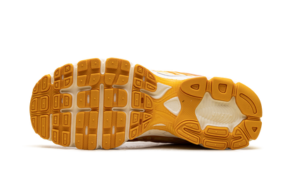 Air Max Moto 2K WMNS "Orange Horizon Pink Foam" IQ0381 818