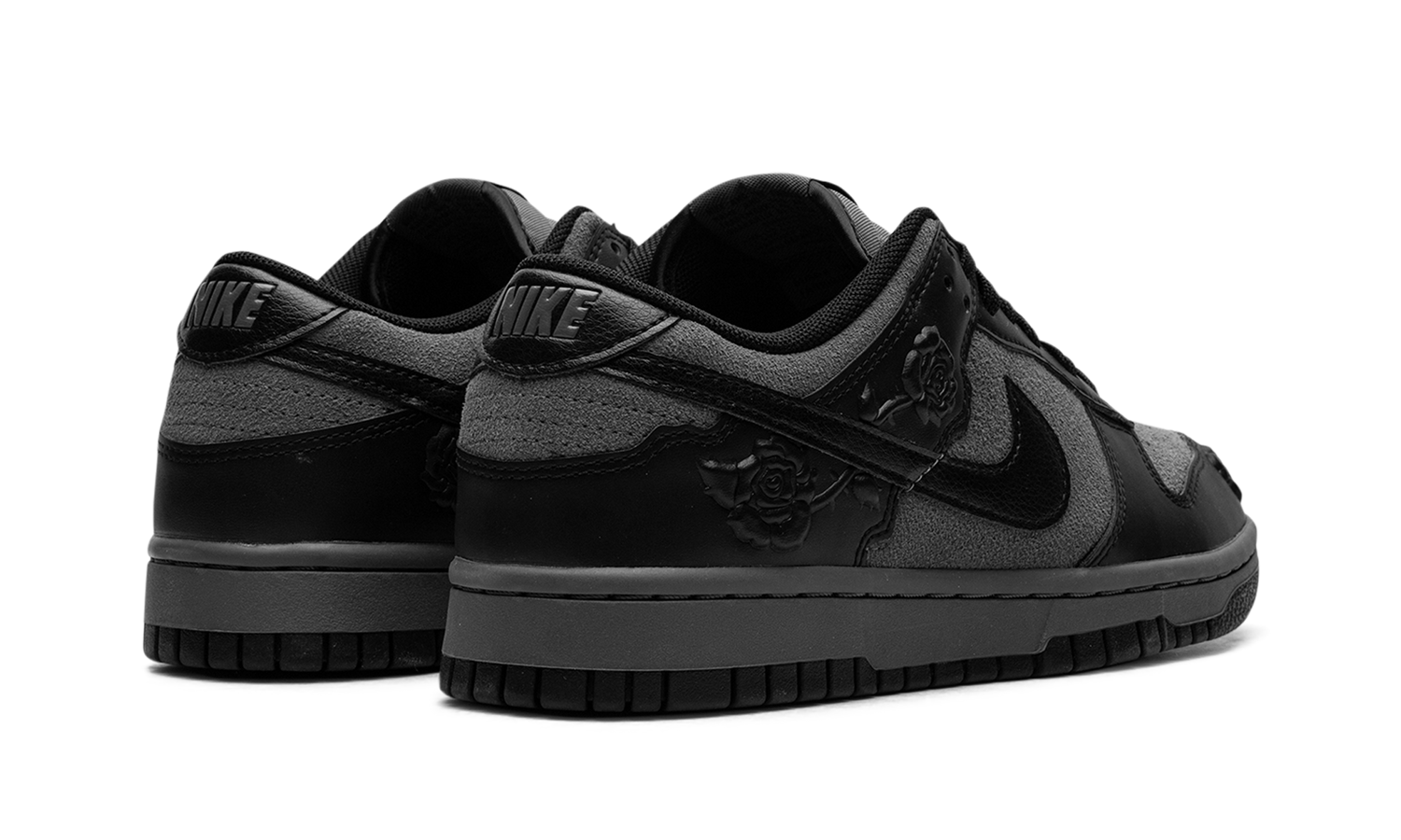 Dunk Low WMNS "Black Roses" HF1986 001