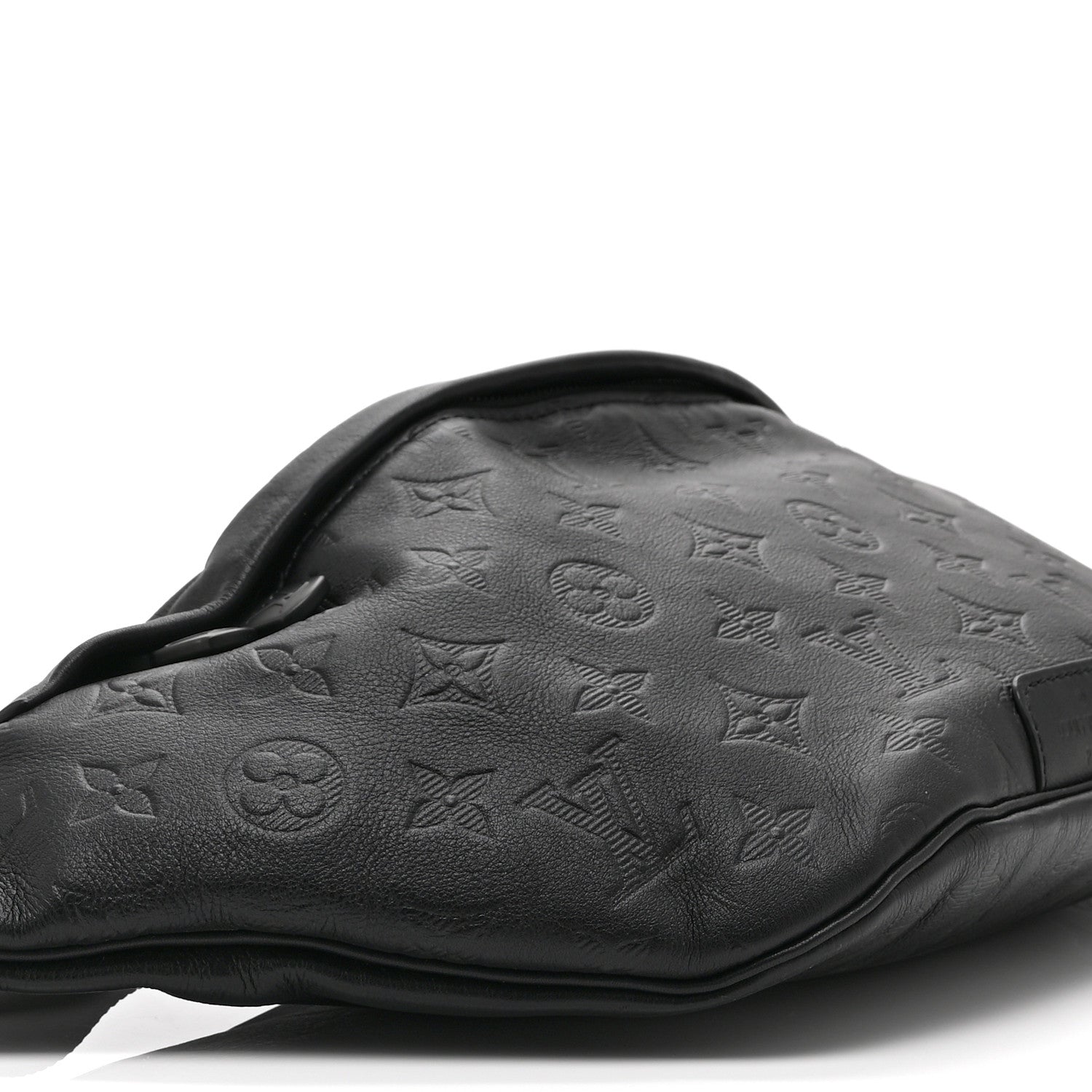 Calfskin Monogram Shadow Discovery Bumbag Black