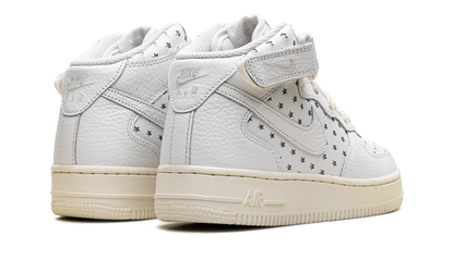 AIR FORCE 1 MID WMNS "CUT OUT STARS" DV3451 100