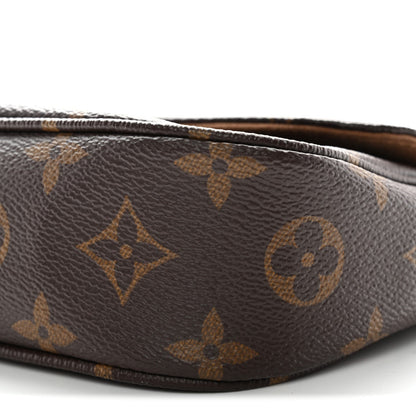 Monogram Ivy Wallet On Chain