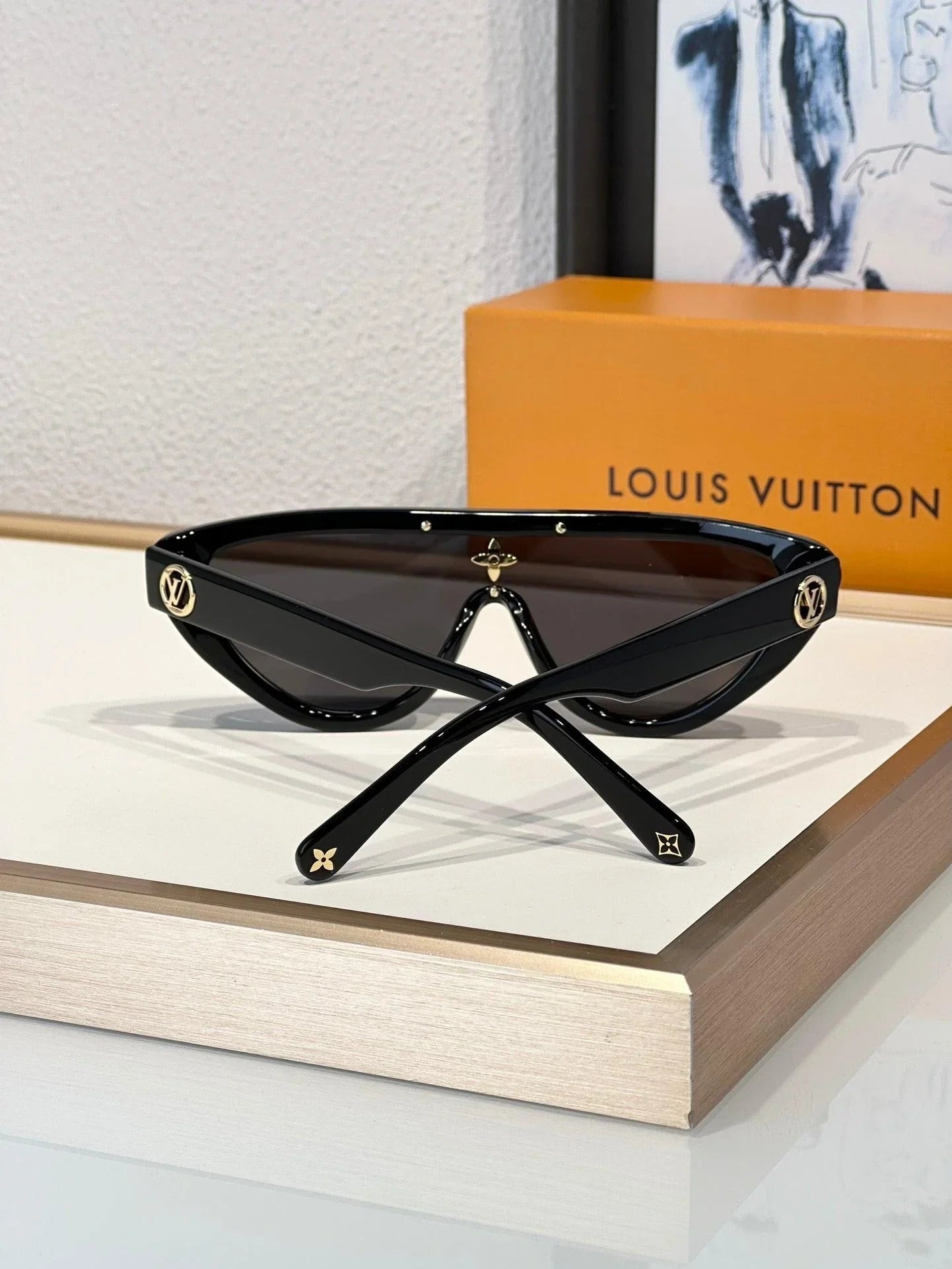 Louis Vuitton  LV Split Cat Eye Sunglasses Z2179U✨