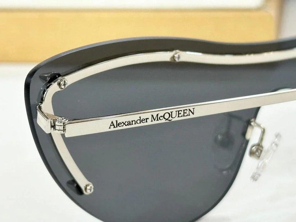 Alexander McQueen AM0413S 005 Sunglasses Women's 💀